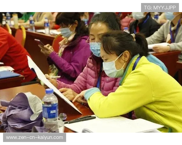 足球裁判在基层推广中开展模拟执法与现场演练提升实战能力，足球裁判题目